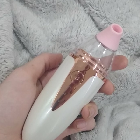 Pore Cleaner Blackhead Remover - Picture 2 of 4